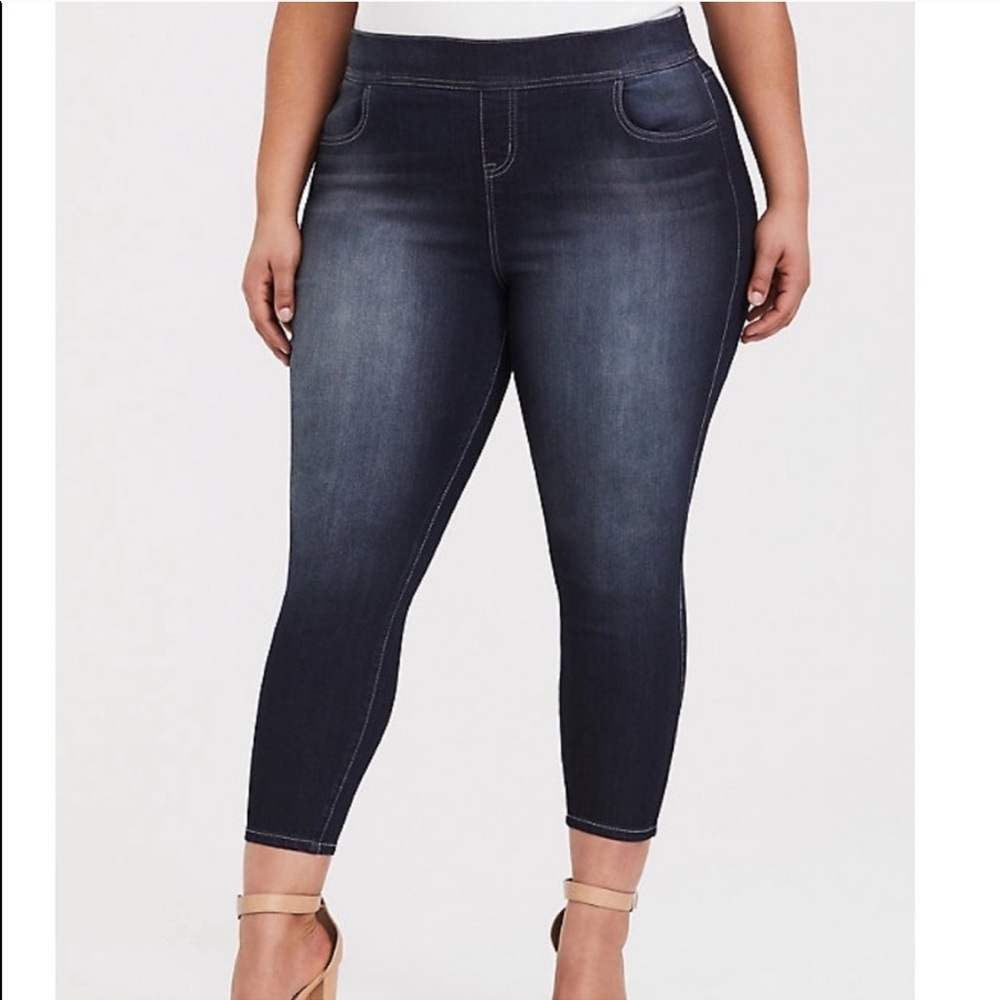 Torrid Dark Wash Denim size 2